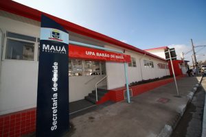 As unidades de Pronto-Atendimento (UPAs) ficam abertas 24 horas e servem como um intermediário entre os postos de saúde e hospitai